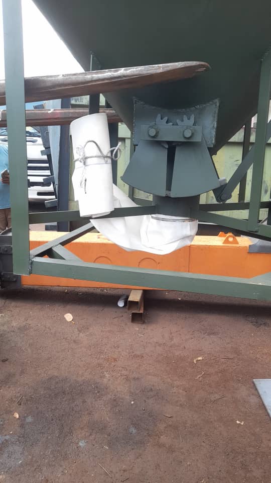 concrete bucket with hose puchong